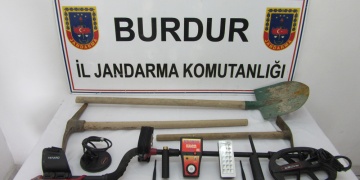 Burdurda kaçak kazıya suçüstü