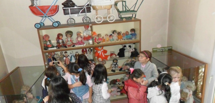 Türkiye'nin ilk oyuncak müzesi yeni yerine taşındı