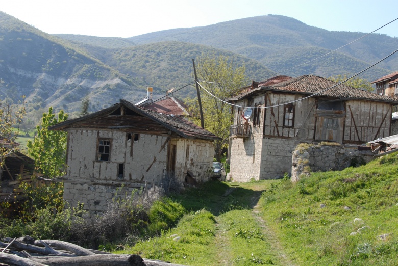 Mahkeme Ağcın Köyü