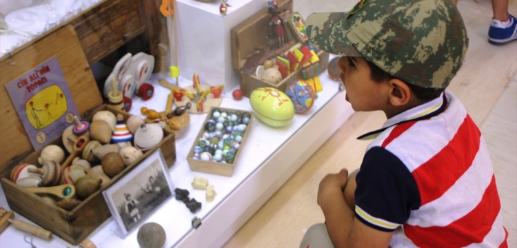 Çocuk Bayramında oyuncak müzesi açıldı