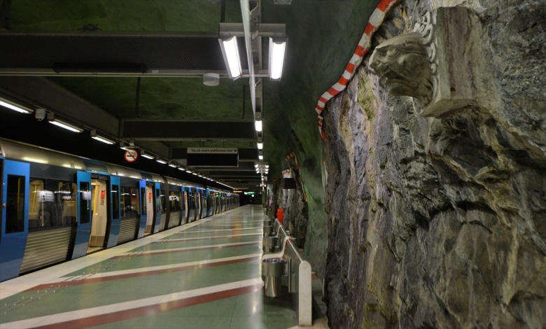 Stockholm Metrosu Sanat Galerisi