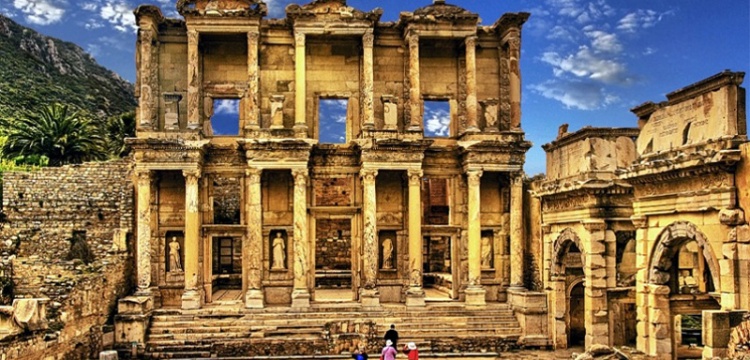 Efes Antik Kenti'nde 16 Haziranda konser var