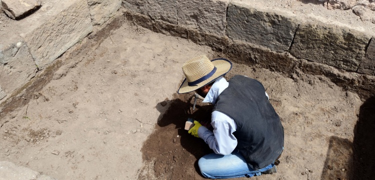 Eski Ahlat Şehri kazıları başladı