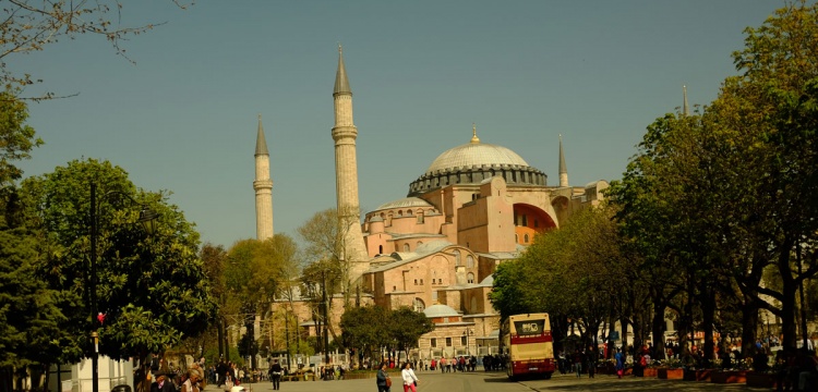 Cumhurbaşkanı Erdoğan: Ayasofya müze değil cami statüsüne alınacak