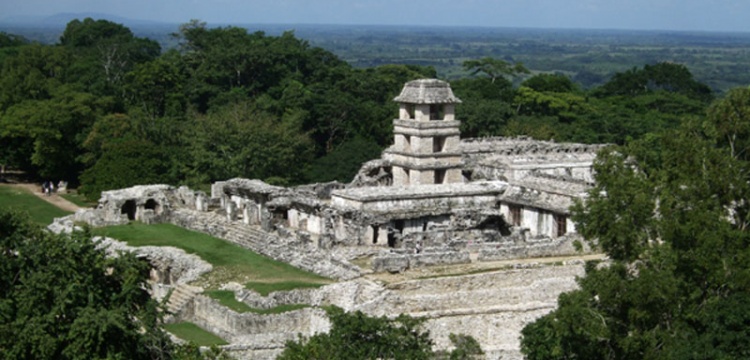 Meksika'da antik kentte su kanalı bulundu