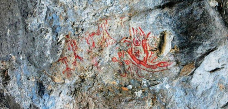 Balıkesir'de Mağaralarda 8 Bin Yıllık Duvar Resimleri Bulundu