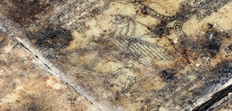 Van'da 2700 yıllık mozaik işlemeli platform bulundu