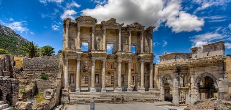 Efes Antik Kenti'nde sünnet düğünü iddiası