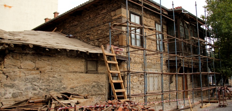 Seydişehir'de tarihi konak restore ediliyor
