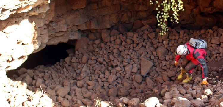 Türkiye'nin ilk lav tüpü mağarası keşfedildi