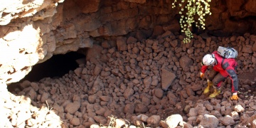 Türkiyenin ilk lav tüpü mağarası keşfedildi