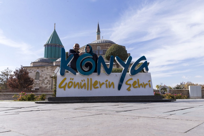 Konya Mevlana Müzesi