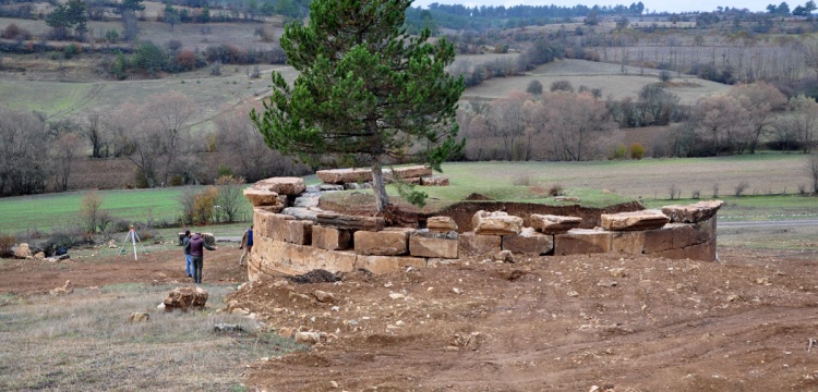 Kastamonu'da Paflagonya dönemine ait mezar odası bulundu