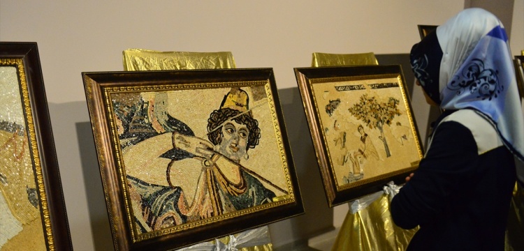 Mozaikler tablolara dönüştürüldü
