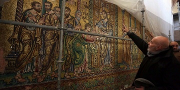 Filistindeki Doğuş Kilisesindeki mozaikler gün yüzüne çıktı