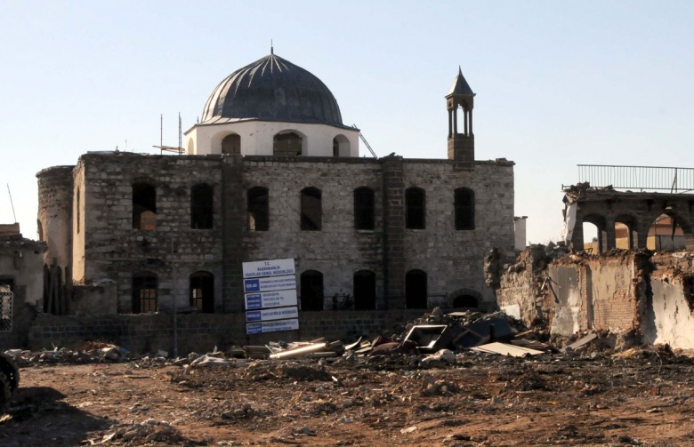 Diyarbakır Sur'daki Tarihi Eserlerin Restorasyonu