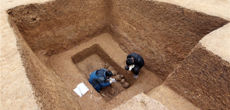 Çin'de MÖ 1.300 yılına ait mezar bulundu