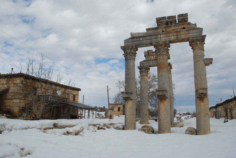 Uzuncaburç - Diocaesarea kışın bir başka güzel