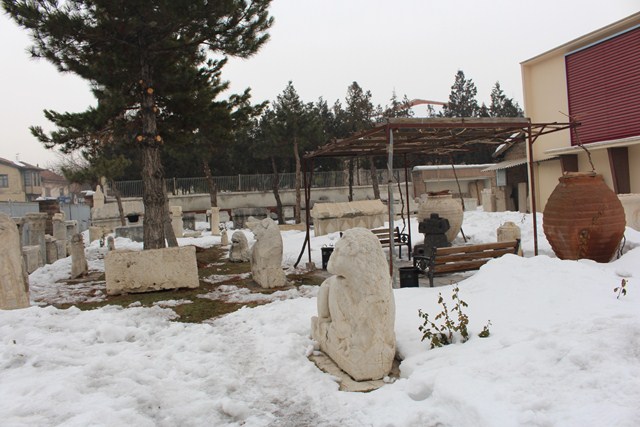 Konya Arkeoloji Müzesi eserleri