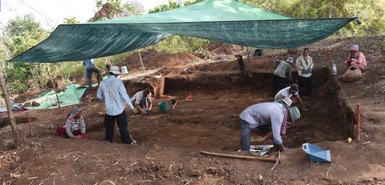 Kamboçya'da bin yıllık demir döküm atölyesi bulundu