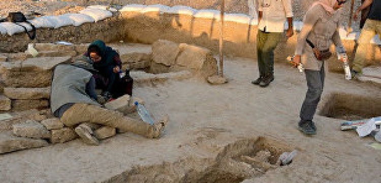 İran’da 2 metrelik insan mezarı bulundu