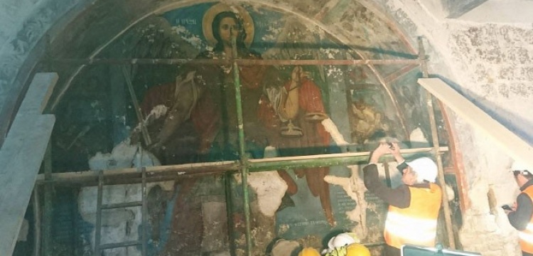 Kıbrıs'ta 12’inci yüzyıla ait fresk bulundu