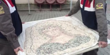 Sarıyerde Bizans mozaikleri yakalandı