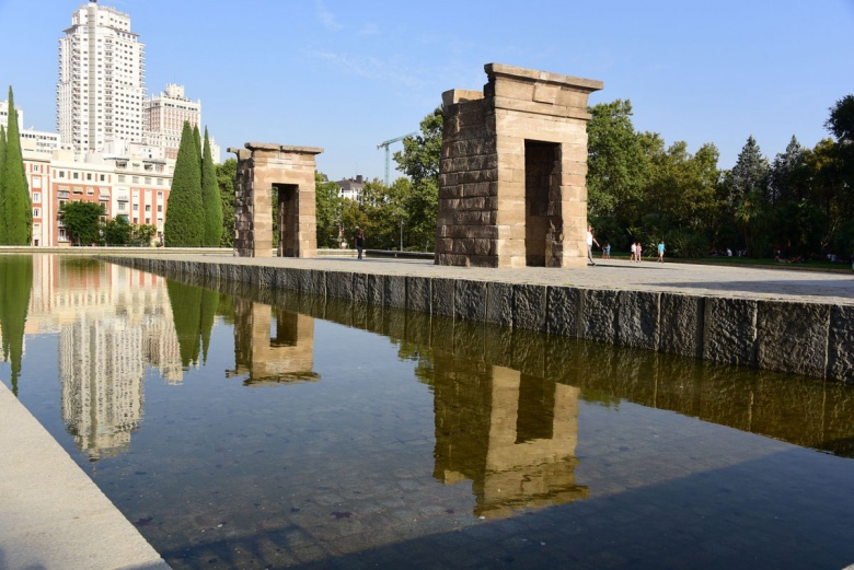 Debod tapnağı Madrid