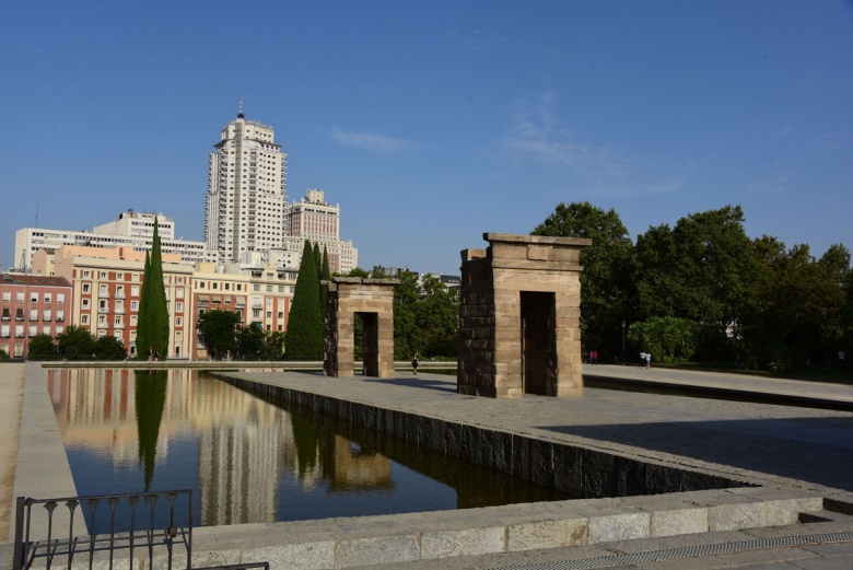 Debod tapnağı Madrid