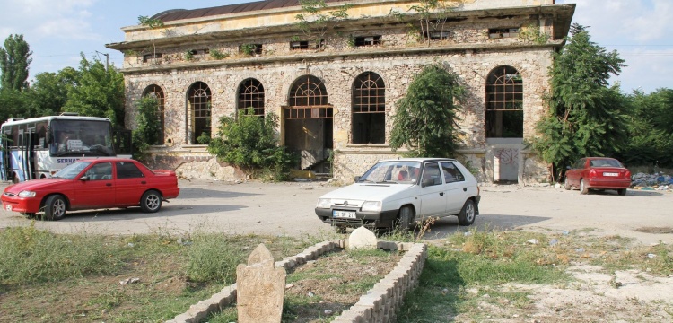 Tarihi elektrik fabrikası artık kültür merkezi
