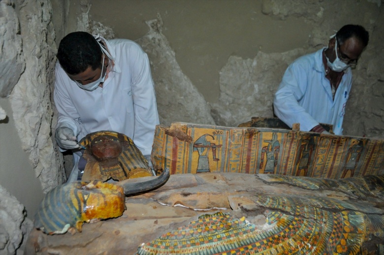 Mısır'da 3500 yıllık mezar bulundu