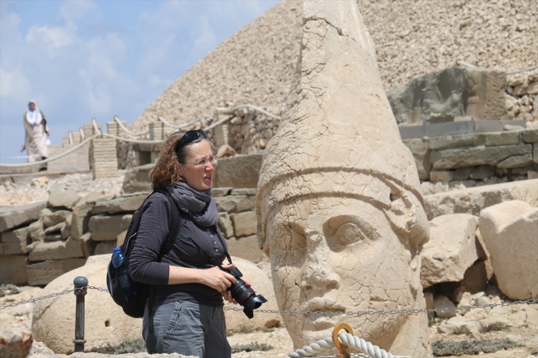 Nemrut Dağına güneşi görmeye geldiler