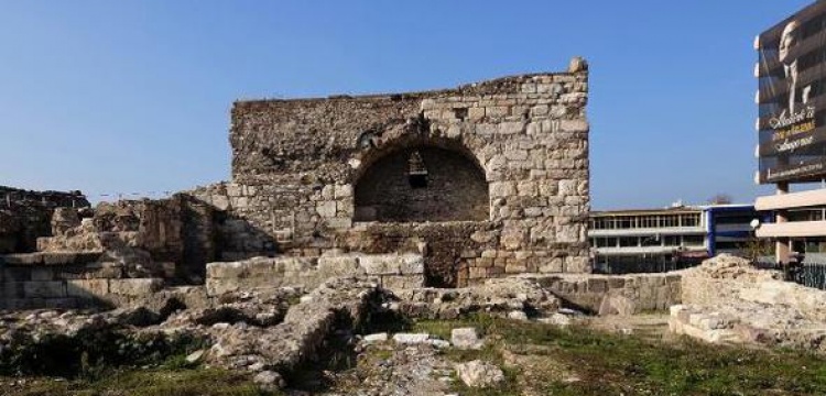Kemeraltı'nın Kemer'i restore ediliyor