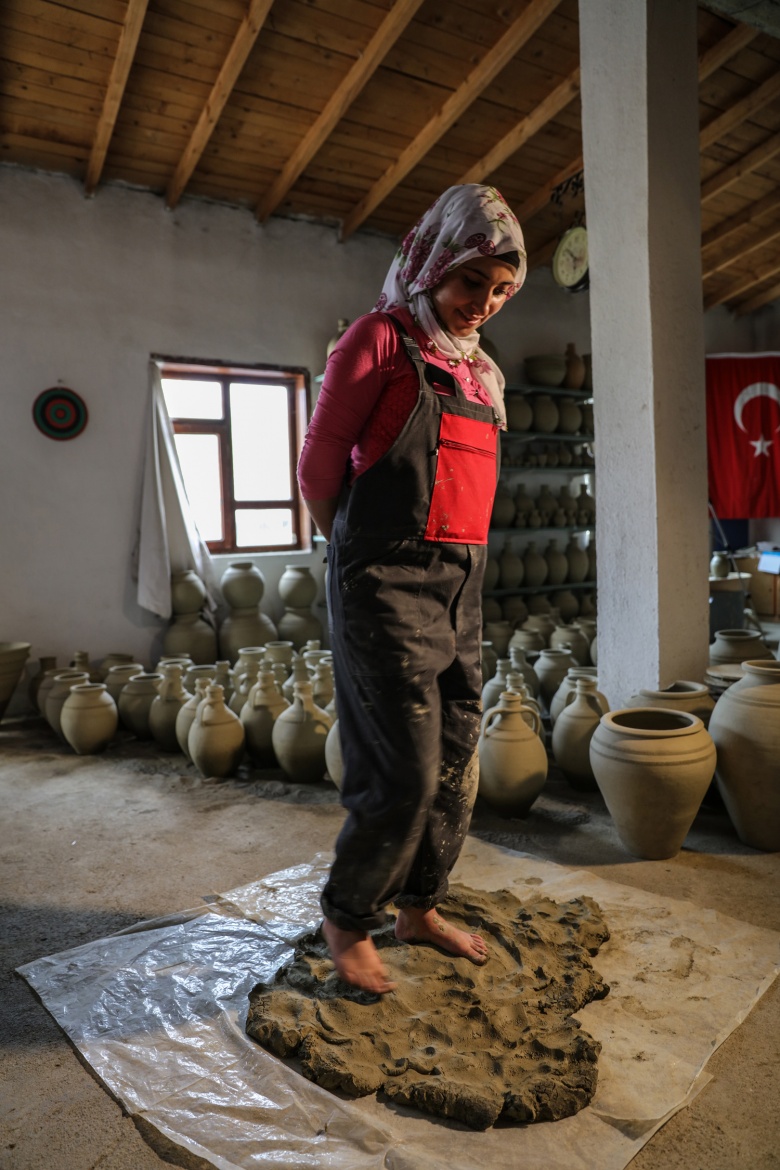 Çömlekçiliğin umudu Arkeoloji öğrencilerinde