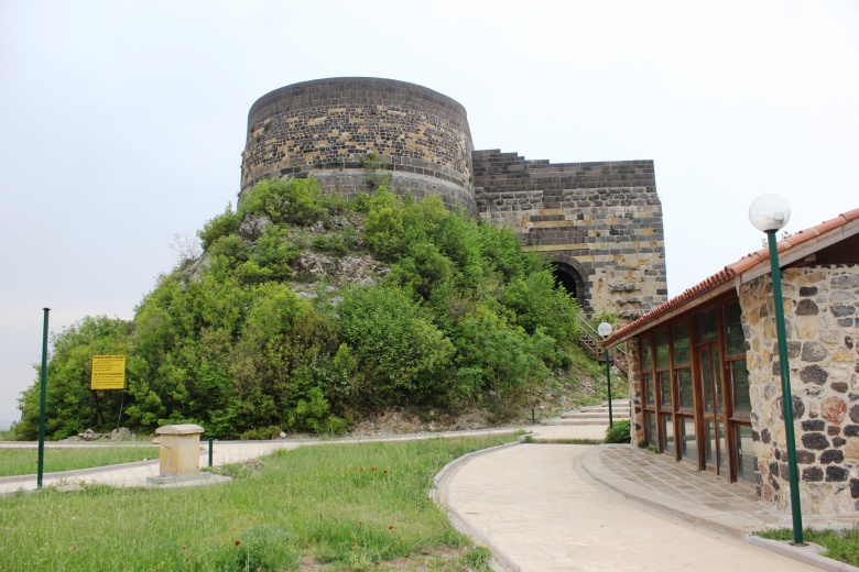 Osmaniye'deki Harun Reşit Kalesi