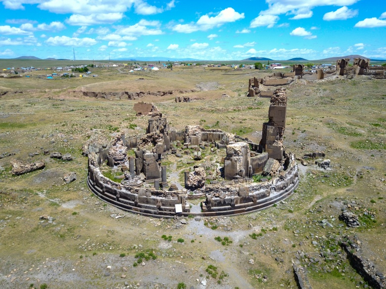 Kars'ın Ani Harabelerine havadan bakış