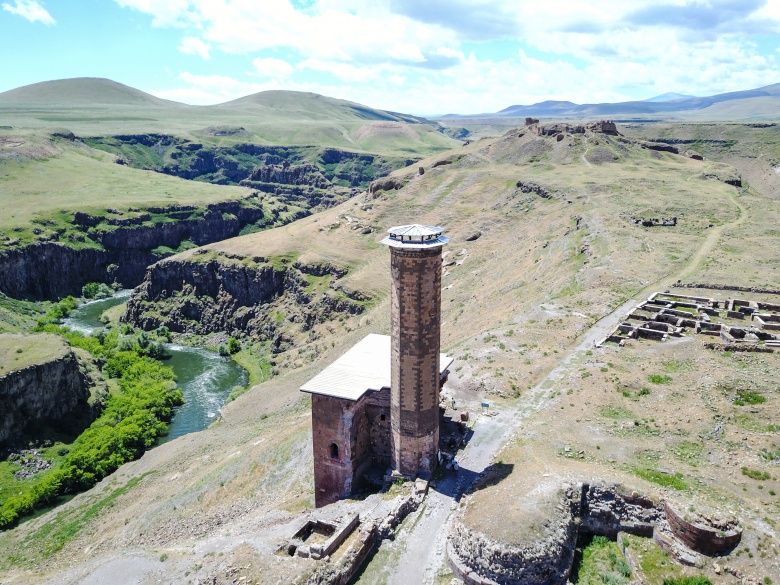 Kars'ın Ani Harabelerine havadan bakış