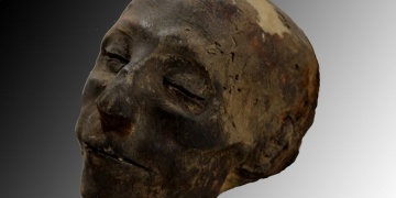 Mısır Soylusu Nebirinin yüzü 3400 yıl sonra geri döndü!