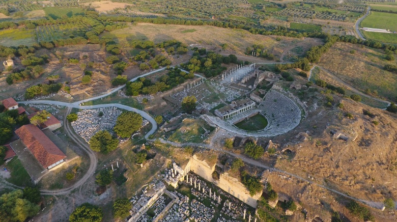 Afrodisyas'ın güzelliği fotoğraflara sığmıyor