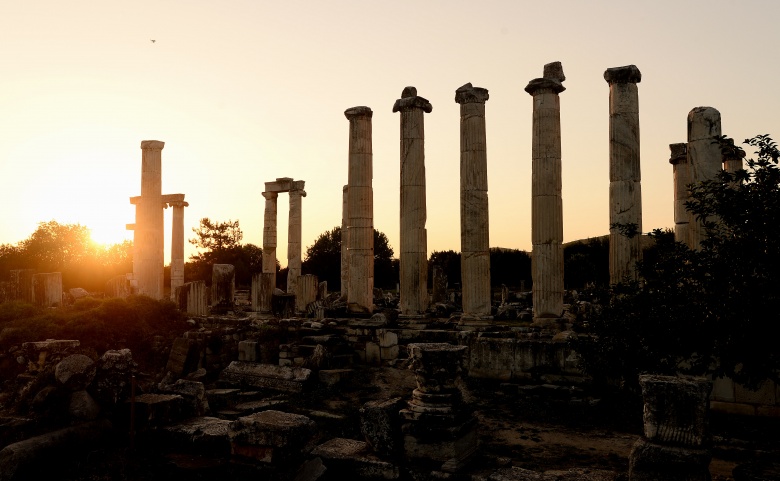 Afrodisyas'ın güzelliği fotoğraflara sığmıyor