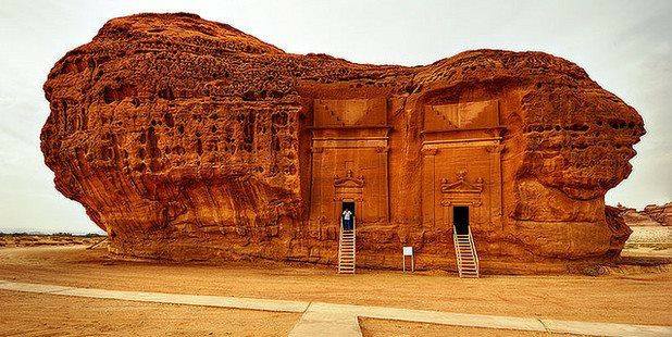 Suudi Arabistan'ın saklı şehri: Mada'in Saleh