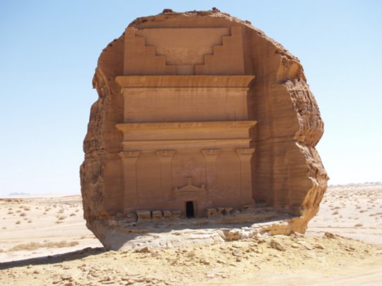 Suudi Arabistan'ın saklı şehri: Mada'in Saleh