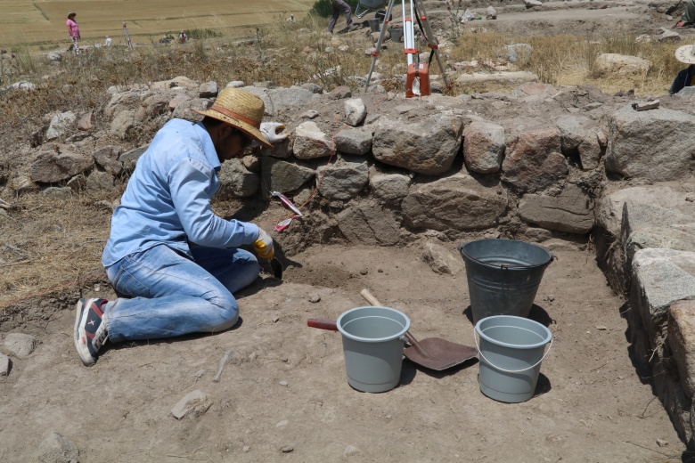 Çadır Höyük'te kazı aşırı hassasiyet istiyor