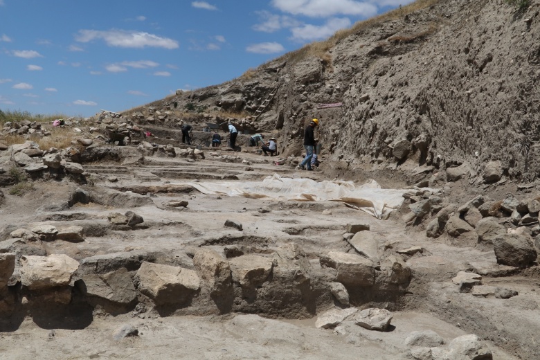 Çadır Höyük'te kazı aşırı hassasiyet istiyor