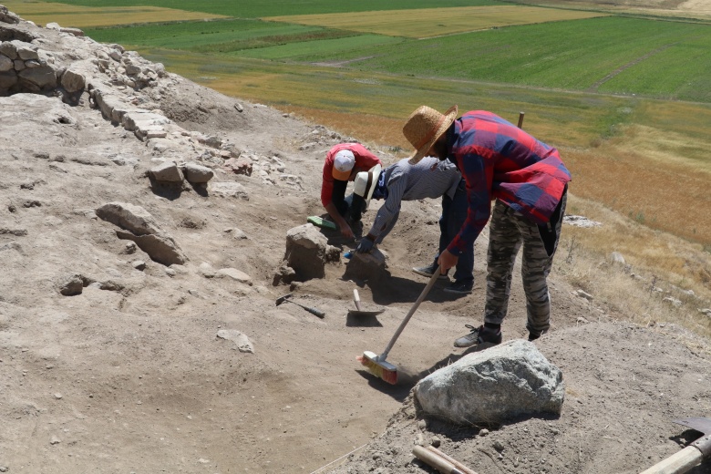 Çadır Höyük'te kazı aşırı hassasiyet istiyor