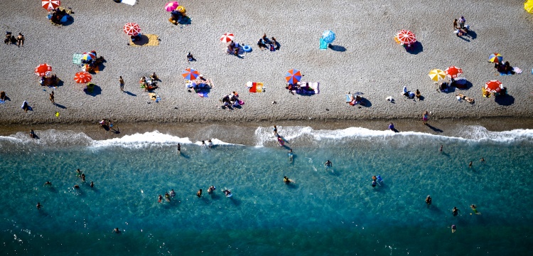 Antalya sahilleri hem güzel hem emniyetli