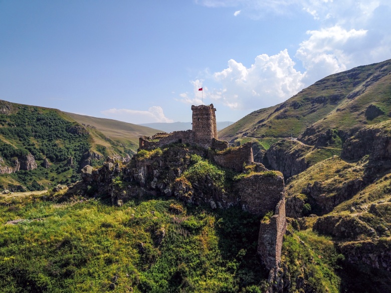 Çıldır'ın Şeytan Kalesi