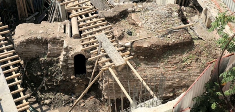 Kadir Has Üniversitesi’nin inşaatında tarihi eser bulundu