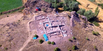 Kanlıtaş Höyüğünde 8 bin yıllık boya numuneleri bulundu