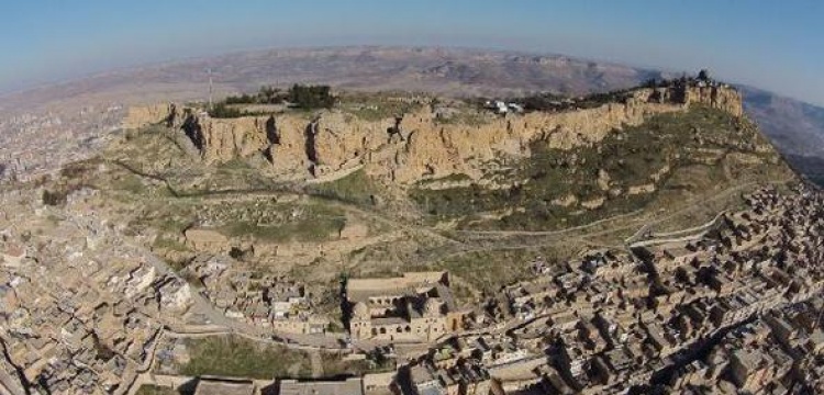 Radar üssü Mardin Kalesi yeniden arkeologları ağırlıyor